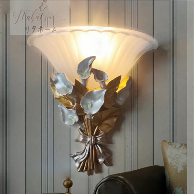 商品説明サイズ ：約 幅34 x 高さ 36 (cm)ワット数 ：　電球40W×1個（E26）素材：ガラス、樹脂、合金、鉄☆☆★★★★★★★★★★★★★☆☆◆取付工事は電気工事士にご相談してください。◆お客様のご覧になっているモニター等によ...