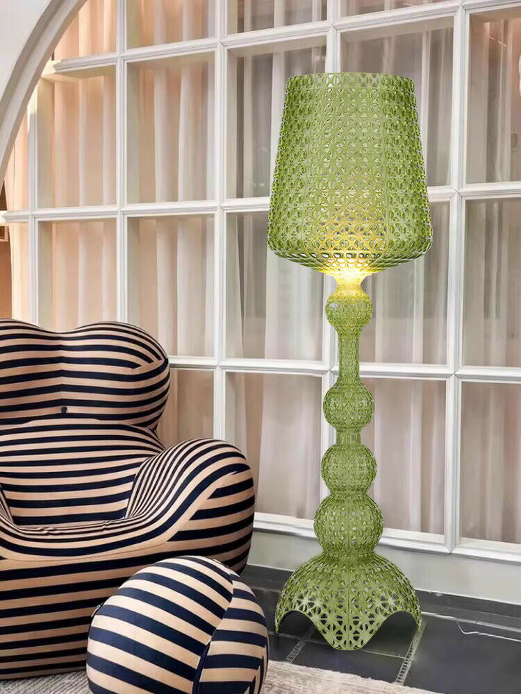 FL81フロアスタンド スタンドライト フロアライト 照明器具 間接照明フロアライトA/FL81■個口数：1 （～40Wまで対応）■E26白熱球、電球型蛍光灯、LED電球使用可能■使用電球：1個（※電球は付属しておりません）■商品外寸：幅約...