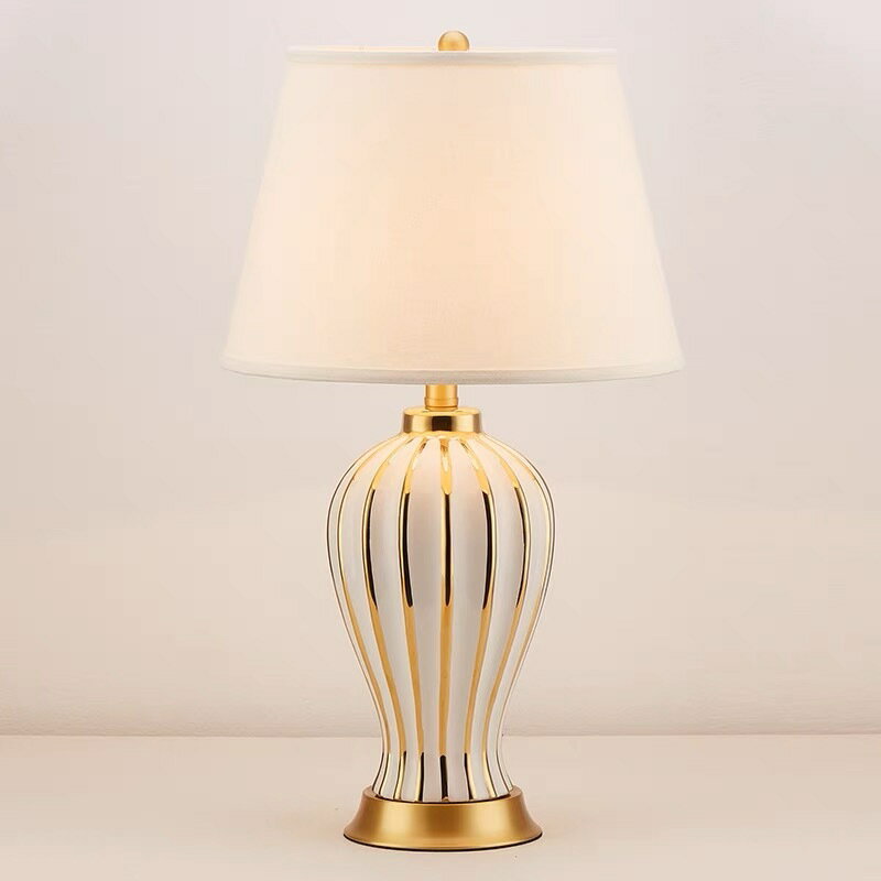 照明スタンドライト テーブルランプ デスクライト． 高級陶器卓上ステンド 高さ63cm