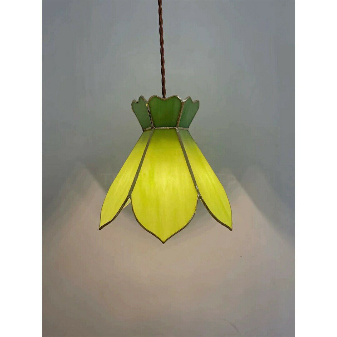 ステンドグラス．ペンダントライト豪華天井照明ステンドグラスランプ ガラス工芸品