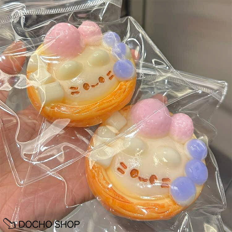 DOCHOSHOP楽天市場店の2個セット 伸縮自在 水感スクイーズ スクイーズケーキおもちゃ エッグタルト ストレス解消 ソフト握り心地 万能アイテム ぷにぷに弾力 猫 2個セット｜アングル3