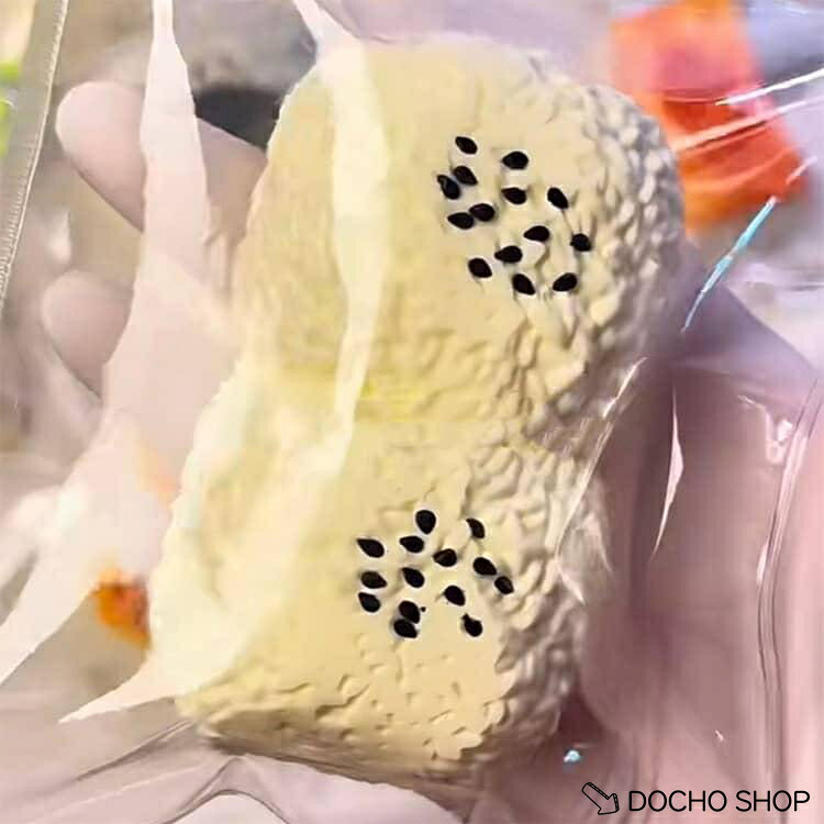 握って遊ぶ 炭焼きおにぎり 白いおにぎり スクイーズ おもちゃ おしゃれ 握る 低反発 もちもち そっくり オシャレ Y2K スクイーズ ストレス解消 dochoshop-10002535 DOCHOSHOP楽天市場店 サンプル画像3