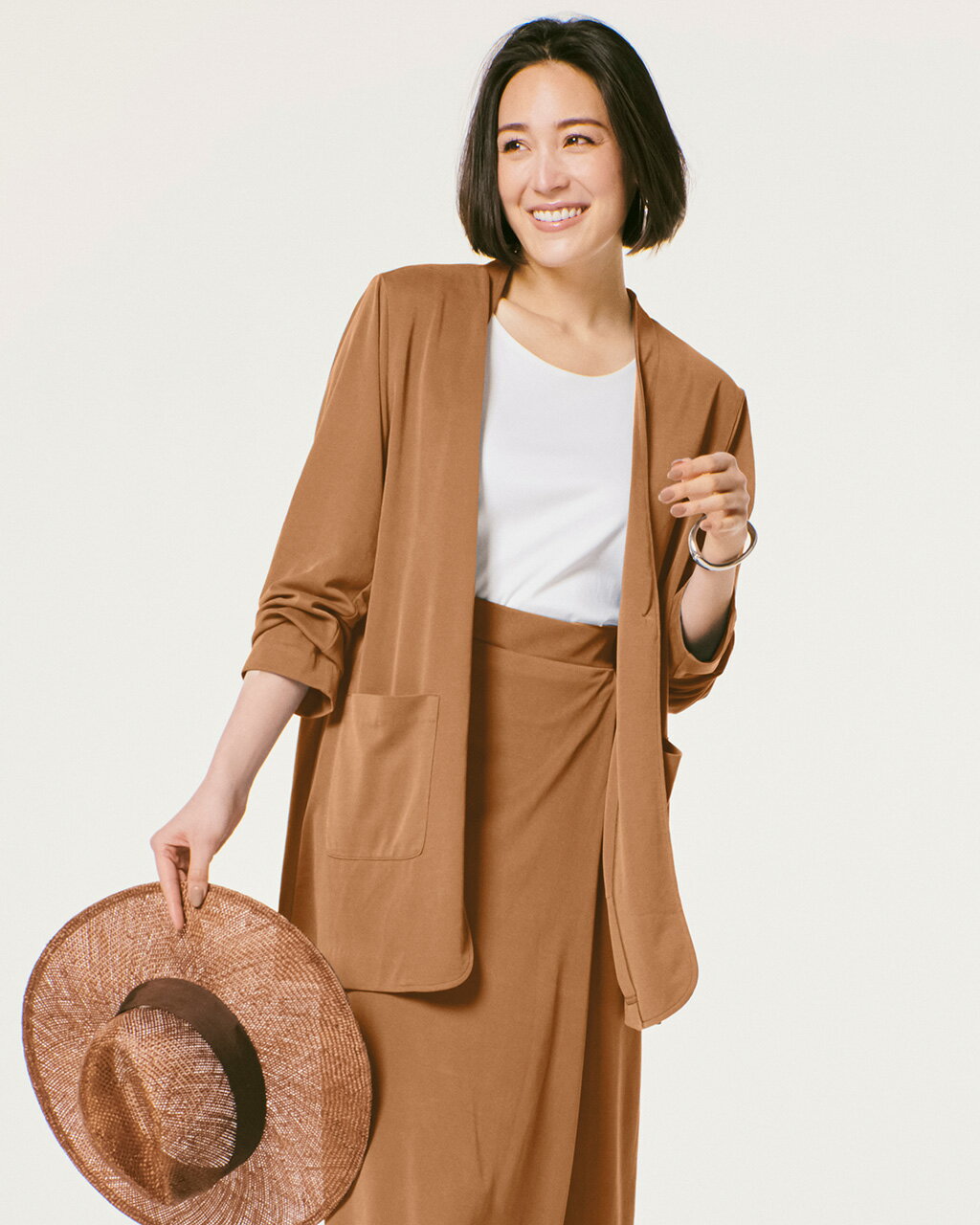 【お買い物マラソンポイント5倍】【ドゥクラッセ】 グローストレッチ ・ ノーカラージャケット レディース ( S〜XXL ) 30代 40代 50代 大人、輝く服 【DoCLASSE】