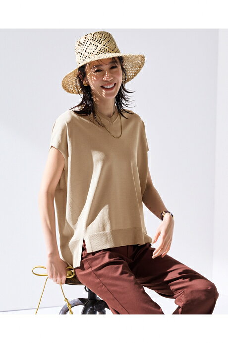 Rakuten - 【ドゥクラッセ】 UVクールニット・Vネックトップス レディース ( S〜XXL ) 30代 40代 50代 大人、輝く服 【DoCLASSE】