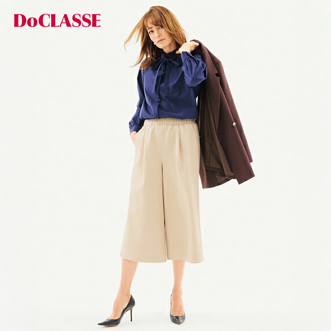 【ドゥクラッセ】 パンツ エコレザー・ワイドフレアパンツ レディース ( 7～15 ) おしゃれ きれいめ 30代 40代 50代 大人、輝く服 【DoCLASSE】