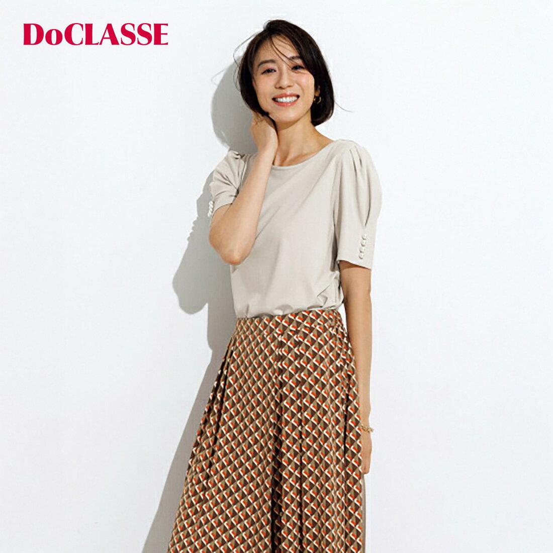 【ドゥクラッセ】 ソフトポンチ・袖パールデザイントップス レディース ( S～XXL ) 30代 40代 50代 大人、輝く服 【DoCLASSE】