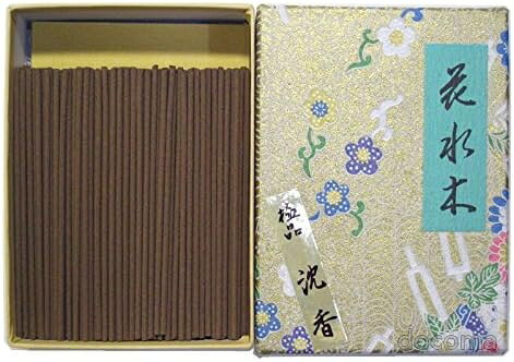 商品の特徴・集中力落ち着いてしずかに真剣をもつ香り（短寸・ミニ寸お線香・お香）・甘みのあるベトナム産シャム沈香をはじめ、インド産老山白檀や生薬類天然の原料のみにより調合した香りは心を落ちつかせ、厳粛で心安らぐ和の香りとなっております。<br>・生産地：日本（お線香製造の本場淡路島）/原材料：シャム沈香・老山白檀・生薬・椨・パッケージ：紙箱/パッケージサイズ：長さ10.8cm×高さ3.4cm×幅7.8cm・形状：仏事用お線香。真剣のお香/内容料：50g/重さ：約80g/長さ：約8cm/燃焼時間：約18分/線香の色：こげ茶お客様都合のキャンセルはお控えください。また他モールにて併売を行っており、Amazon 社のFBA マルチチャネルサービスを一部活用しております。梱包にAmazon ロゴの記載やAmazonの配達員が商品をお届け、また置き配になる可能性がございますので予めご了承ください。