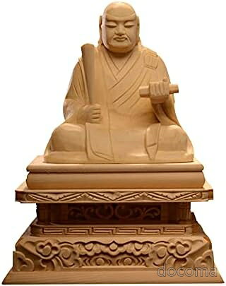【送料無料】日蓮聖人座像 桧木製 高級木彫り 仏壇用 ご本尊 四角台座 贈り物に最適