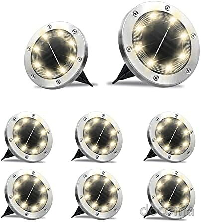 商品の特徴・「8LEDより明るくに」8LEDに比べ，8LEDはより明るく、より良い雰囲気を引き立てる・「様々な環境に適応」ソーラーライトは304ステンレスケースを採用し、より丈夫で錆が付けにくく長持つ。庭園、芝生、ベランダ、小道、玄関など様々な環境に幅広く使用され、スペシャルな雰囲気が味わえる。・「簡単でご利用」ソーラーライトの両足を芝生に差入れるか、或いはノリで地面に固定させれば設置完了。スイッチを入れ、6~8時間ほど日光を浴びさせると、夜間に10時間ほど照明できる。光学センサーの制御で、自動的に昼間にライトオフ、夜間にライトオン。・「IP65防水で長持ちする」防水性がバッチリで、長時間雨水中にご利用できる。低温、高温な劣悪な環境に対応できる。・「頼める顧客サービス」製品に問題点や何かご質問がありましたら、お気軽にご連絡くださいお客様都合のキャンセルはお控えください。また他モールにて併売を行っており、Amazon 社のFBA マルチチャネルサービスを一部活用しております。梱包にAmazon ロゴの記載やAmazonの配達員が商品をお届け、また置き配になる可能性がございますので予めご了承ください。