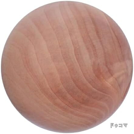 商品の特徴・無垢材を使用した木製ボールで、木目や自然な風合いを活かした作品づくりに適しています。シンプルな丸型デザインで、さまざまなハンドメイド作品のベース素材として使用できます。・表面は未塗装のため、色付け・ペイント・装飾など用途に合わせたアレンジが可能です。オリジナル作品を作りたい方に便利なDIY素材です。・研磨済みで手触りが滑らかな木球です。加工前の下地素材として扱いやすく、作品制作の準備をスムーズに進められます。・手芸材料、木工制作、アート作品、装飾アイテム、撮影用小物など、アイデア次第でさまざまな用途に活用できます。・存在感を出しやすい約8cmサイズの木球です。穴加工は施されていないため、其のまま使用するほか、用途に合わせた追加加工にも対応できます。