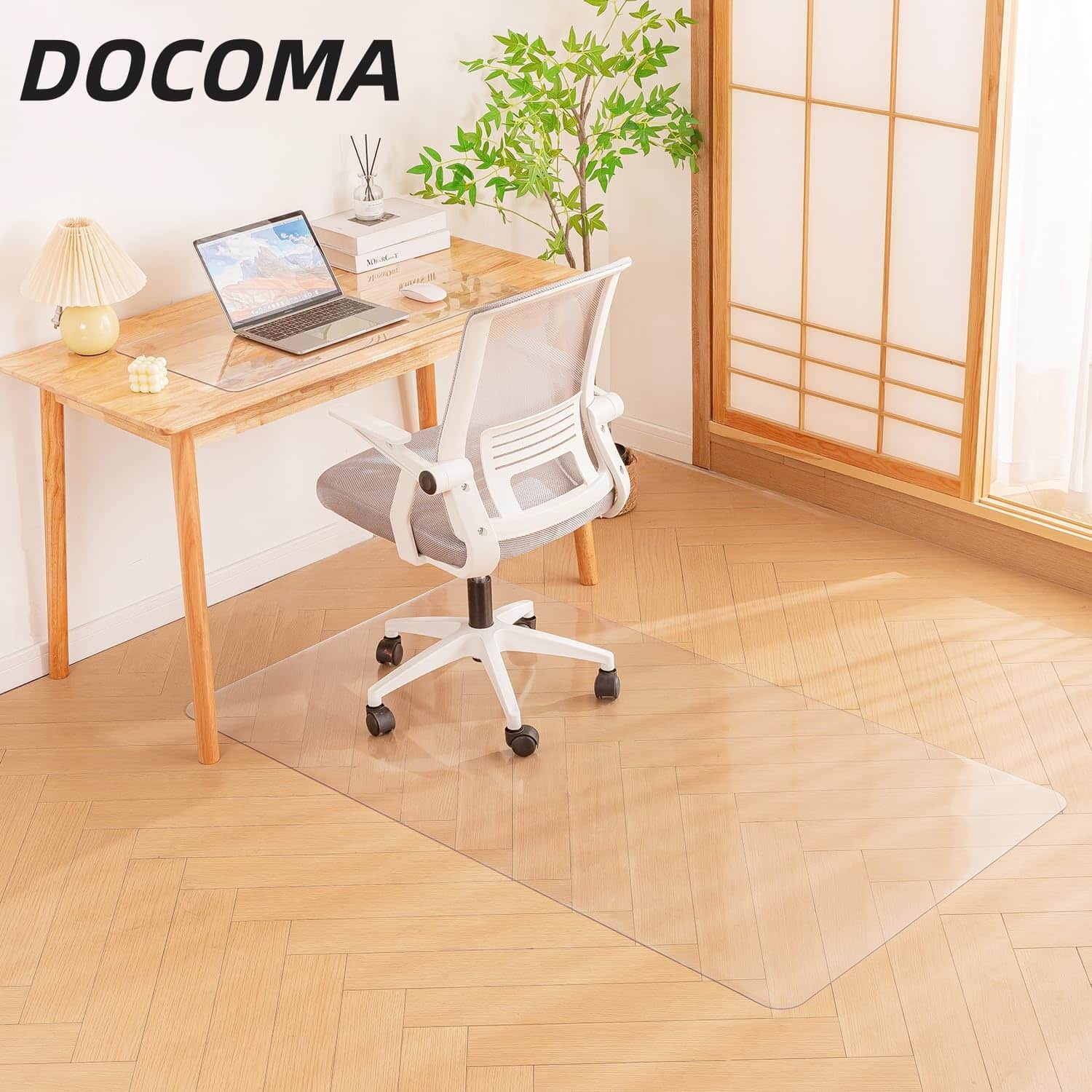 Rakuten - 【送料無料】ダイニングマット 透明 130×240cm クリアマット 1.5mm厚 エンボス加工 拭ける PVCマット 床暖房対応 お手入れ簡単加工 カットできる サラっとした手触り 清潔 ハードフロア/畳/フローリング対応
