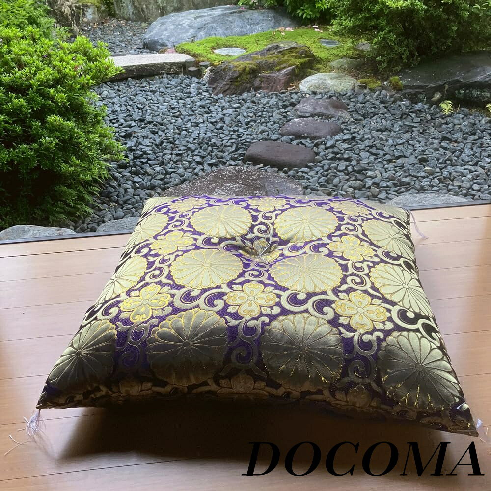 【まとめ買いで最大500円OFFクーポン!】【送料無料】67×68 法要 法事 仏前 仏壇 お寺さん用座布団 (紫) [2]