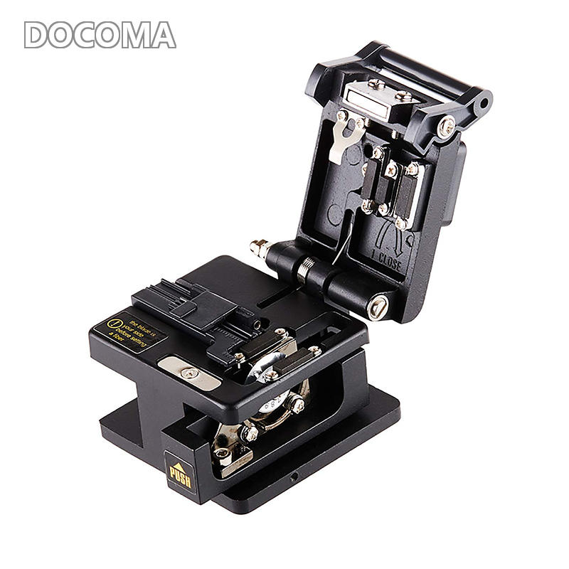 【送料無料】光ファイバーカッター FC-60S フジクラ ファイバーカッター 光 カッター ファイバークリーバー ケーブル切断ナイフツール 光ファイバー工具 切断機シリーズカット 高精度ファイバークリーバー 精密切断工具 切断ツール 冷接点用 電子ファイル日本語説明書付き