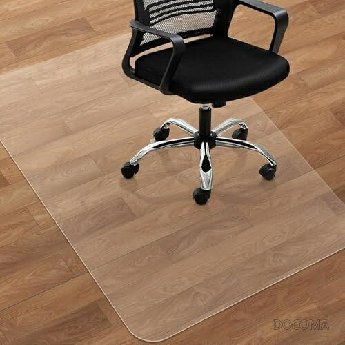 【送料無料】チェアマット 150×120cm 床保護マット ずれない カーペット対応 透明 PVC厚み1.5mm SGS認証済 無毒エコ素材 大型デスク 足元マット 傷防止 滑り止め 凹み防止 フローリング 床を保護 机下 椅子 フロア 畳 床暖房対応 オフィス 150×120cm