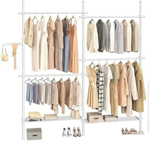 商品の特徴・【充実した収納容量】 このツッパリ式ハンガーラックは、4本のハンガーポール、2つの棚、追加のアームを備え、縦のスペースを効率的に活用します。衣類、バッグ、靴などを整然と収納し、すぐに取り出せるように十分な収納スペースを提供します。・【カスタマイズ可能】 幅を238cm（外寸）、高さを310cmまで調整して、お部屋に合わせることができます。長い衣類を保管する場合は、ハンガーパイプや棚を自由に設置することも、まったく設置しないことも可能です。どんなスペースや衣類にも適応するフレキシブルな収納を楽しみましょう。・【頑丈で耐久性有り】 3.3cm径の鋼管、PPおよびABSプラスチックコネクタ、滑り止めTPEパッドで作られたこの洋服掛けラックは、安定性と強度を確保します。各ハンガーポールと棚は15Kgまでサポートし、アイテムを簡単に保管できます。・【取り付け簡単】 穴あけやネジは必要ありません。わかりやすい説明書と使いやすい内蔵スプリング設計により、床と天井の間に調整可能なハンガーラックを簡単に取り付けることができます。賃貸の方や引っ越しが多い方に最適です。・【便利な引っ掛け棒付き】 付属のひっかけ棒を使用すれば、高いところに衣類を掛けたり取り出したりが簡単にできます。すべての衣類が簡単に取り出せるようになり、ポールハンガーの便利さと機能性が向上します。お客様都合のキャンセルはお控えください。また他モールにて併売を行っており、Amazon 社のFBA マルチチャネルサービスを一部活用しております。梱包にAmazon ロゴの記載やAmazonの配達員が商品をお届け、また置き配になる可能性がございますので予めご了承ください。