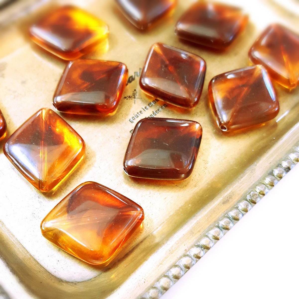 【道後雑貨店32-21】4個 ※ハンドメイド アクセサリーパーツ アクリルストーン アクリルビーズ チャーム..