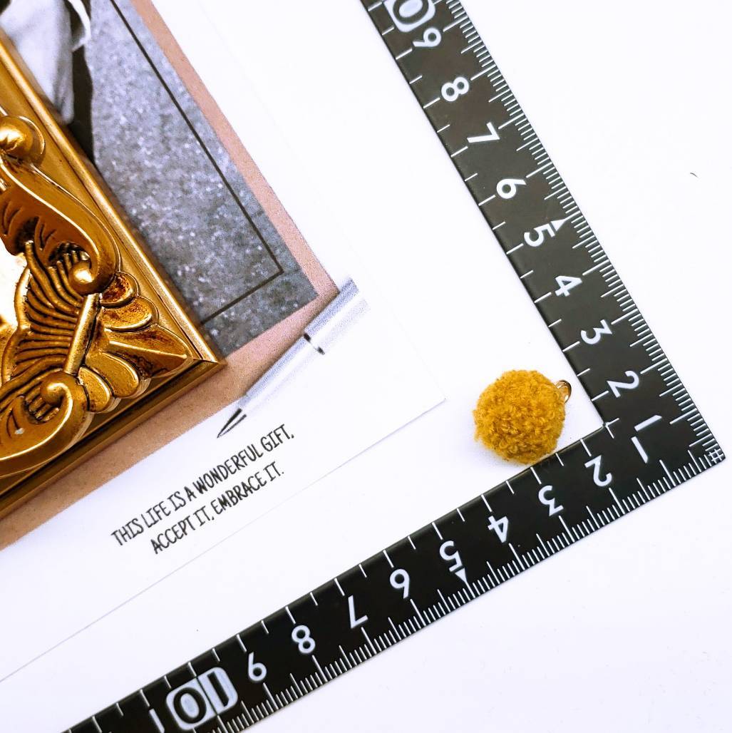 【道後雑貨店21-19】4個 ※もふもふカン付き黄色ハンドメイド アクセサリーパーツ アクリルストーン アクリルビーズ チャーム レア インポート 手芸 材料 副資材 レトロ モード系 デザインストーン dogozakka-10001295 道後雑貨店 サンプル画像2