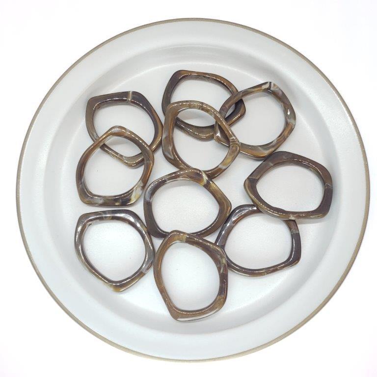 【道後雑貨店39】6個 ☆変形パーツ　縦穴付き　マーブルブラウン　 　ハンドメイド アクセサリーパーツ ..