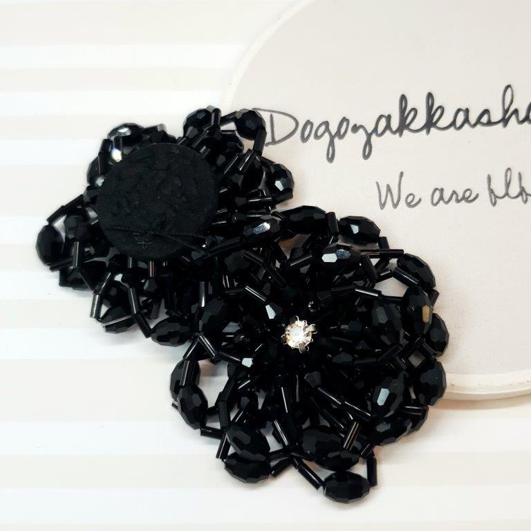 【道後雑貨店】2個 ビジュー付き手縫いカボション　ブラック　　ハンドメイド アクセサリーパーツ アク..