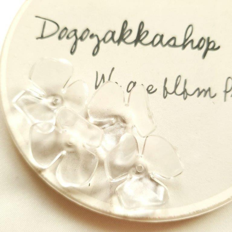 【道後雑貨店】夏にオススメ　20個 　クリアフラワーパーツ　　ハンドメイド アクセサリーパーツ アク..