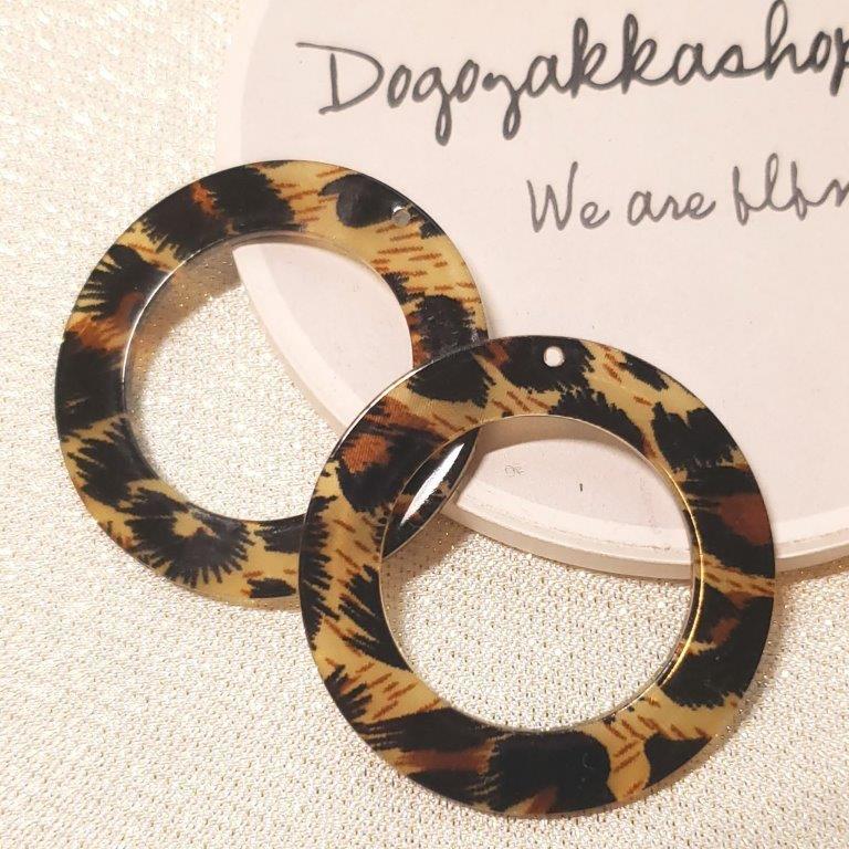 【道後雑貨店】2個 大ぶりレオパードリングパーツ　ハンドメイド アクセサリーパーツ アクリルストーン..