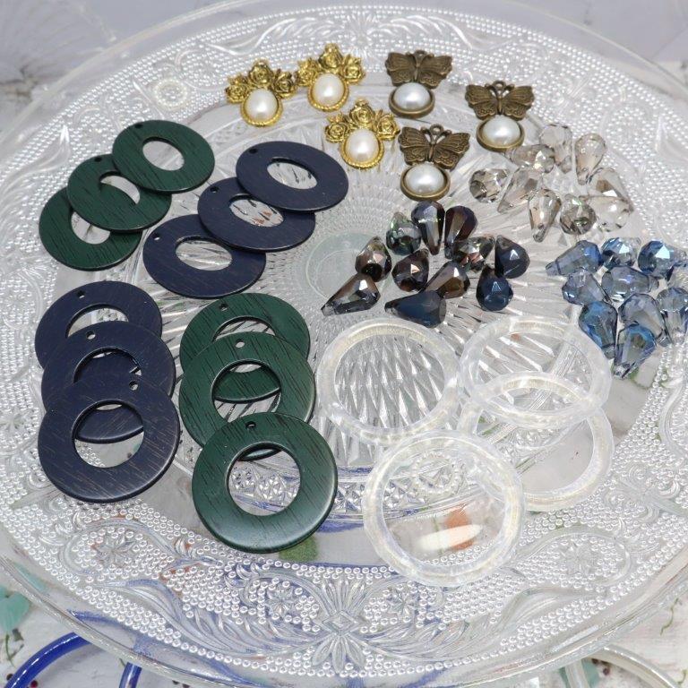 【道後雑貨店】6個☆大ぶりウッド調アクリルパーツ オーバルタイプ グリーン