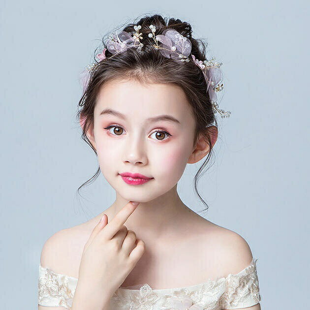 どぅいっとストアの【10%OFFクーポン】【送料無料】子供髪飾り 花 リーフ パール 小花モチーフ カチューシャ ウエディング ヘッドドレス フラワーティアラ 女の子用 髪飾り 子供 ピアノ発表会 ヘアアクセサリー 結婚式 入学式 卒業式 コンクール パーテ｜アングル2