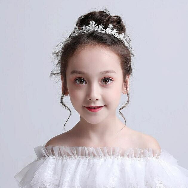 Rakuten - 【送料無料】子供髪飾り 花 リーフ パール 小花モチーフ カチューシャ ウエディング ヘッドドレス フラワーティアラ 女の子用　髪飾り 子供 ピアノ発表会　 ヘアアクセサリー 結婚式 入学式 卒業式　コンクール パーティー　女の子用小物