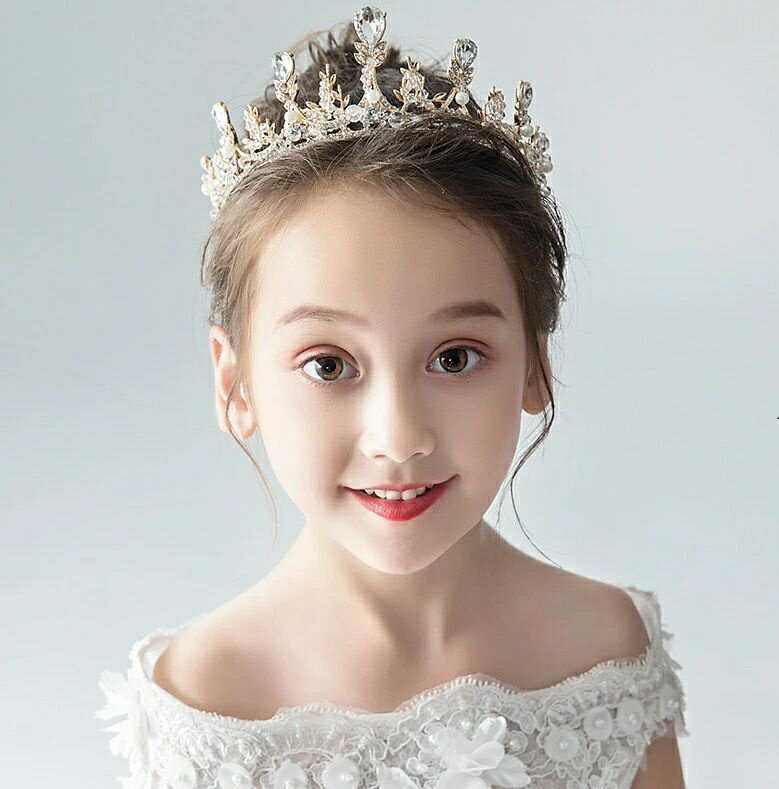 Rakuten - 【送料無料】子供髪飾り 花 リーフ パール 小花モチーフ カチューシャ ウエディング ヘッドドレス フラワー　ティアラ 女の子用　髪飾り 子供 ピアノ発表会　 ヘアアクセサリー 結婚式 入学式 卒業式　コンクール パーティー　女の子用小物