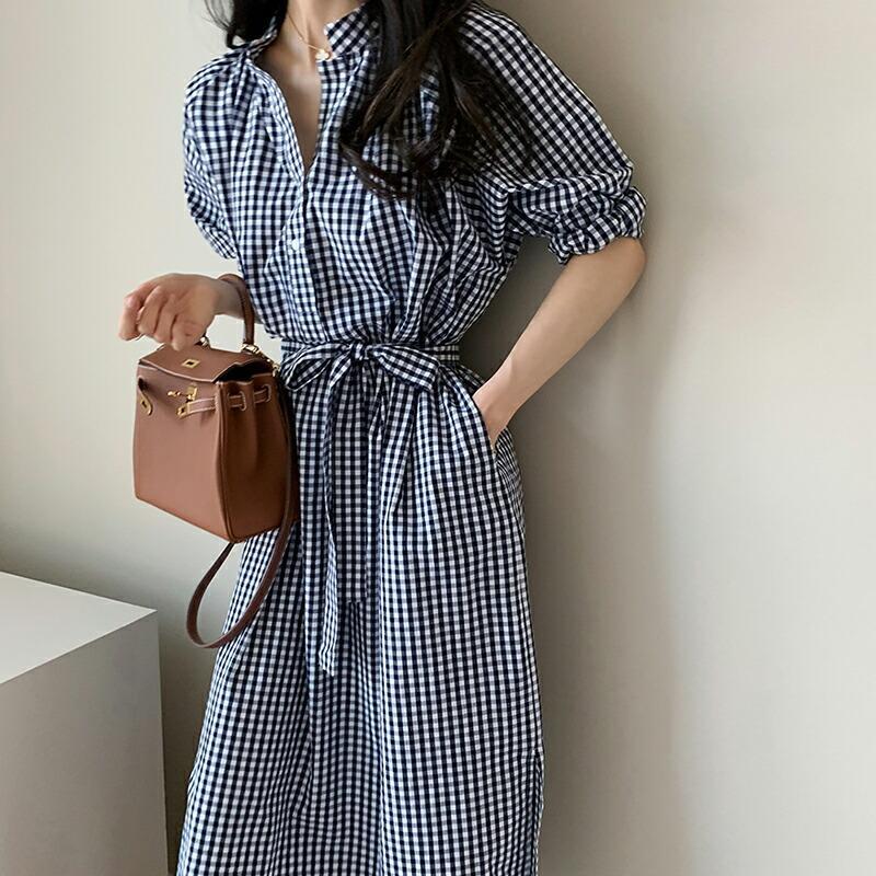 Rakuten - シャツワンピース ギンガムチェック ワンピース 7分袖 スタンドカラー ロング マキシ丈 夏ワンピース ゆったり 体型カバー 着痩せ シャーリング カジュアル