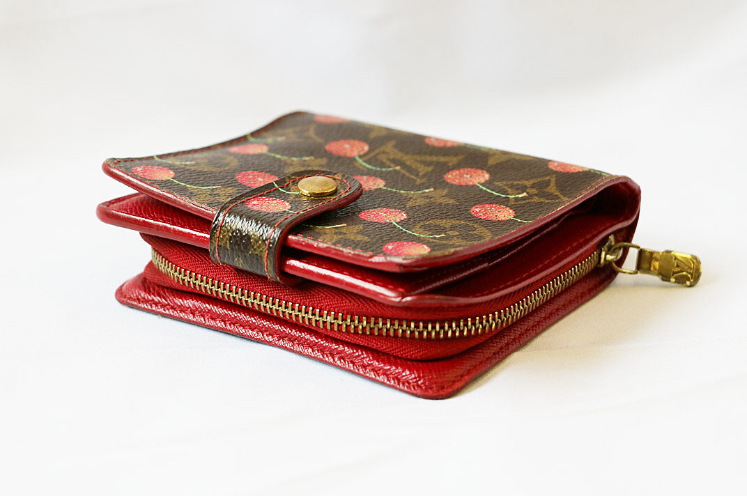 LOUISVUITTON(ルイヴィトン）M95005 　コンパクトジップ　モノグラムチェリー　箱付き　【中古】【人気】【お買い得商品】.7318.