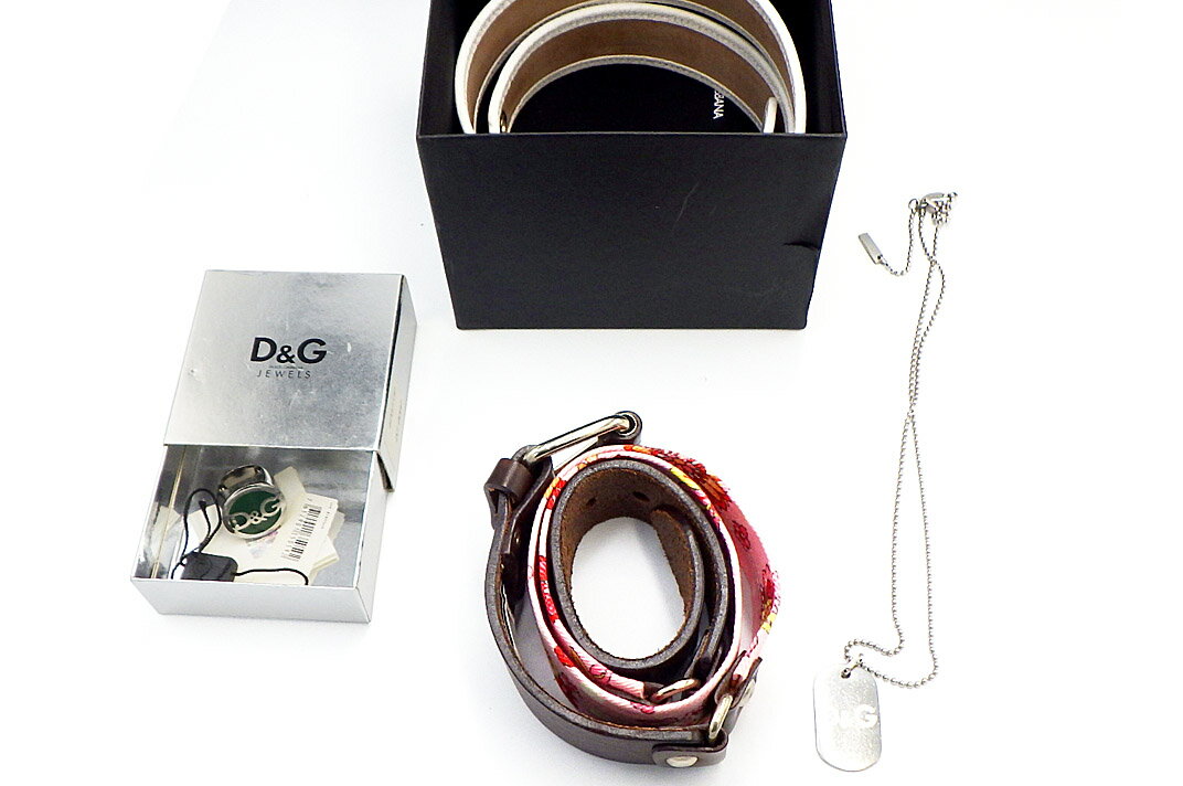 D&G(ドルチェ&ガッバーナ) ベルト・リング・チェーンネックレス 4点セット 【中古】【人気】【お買い得セット商品】.5509.