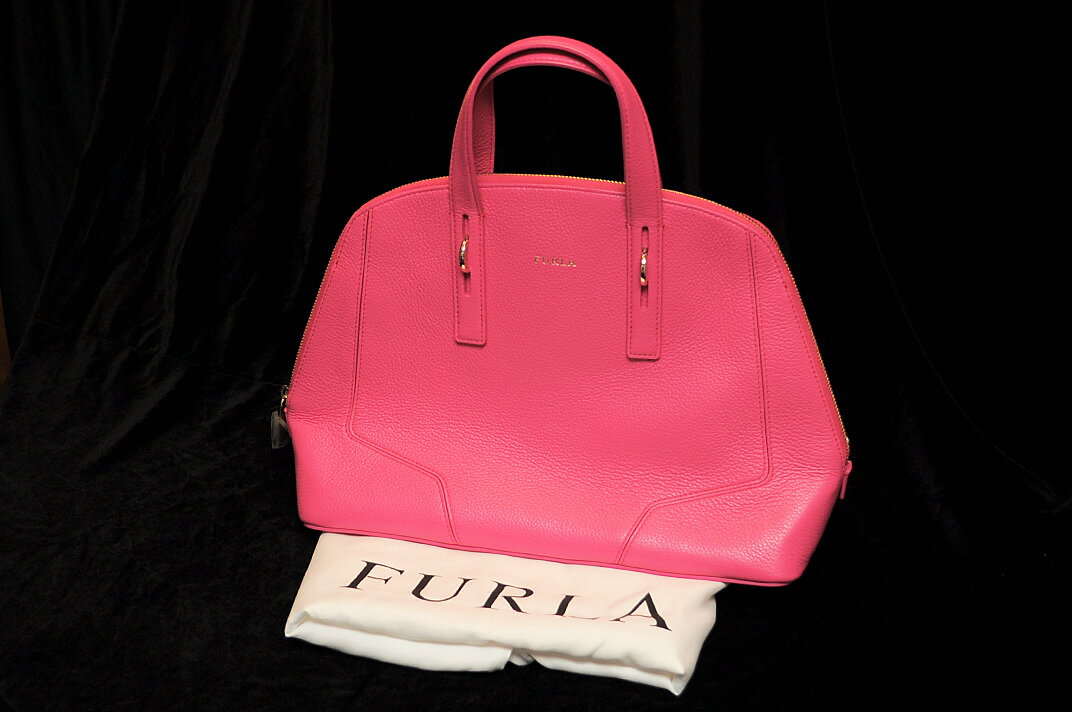 FURLA(フルラ）2WAYショルダーバック　ピンク【中古】【人気】【未使用品】6654.