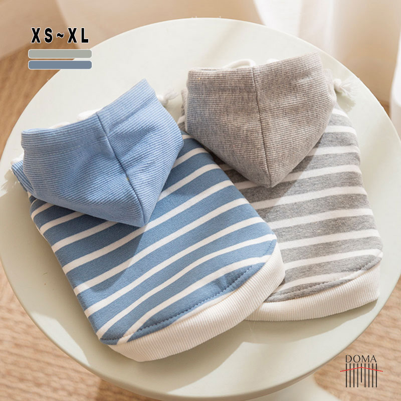 サイズ選びのポイント※計測：ワンちゃんのサイズを必ずご確認ください。 ※絶対条件：必ず愛犬の胴回りを超えるサイズを選んでください。 ※見た目：胴回りを超えた上で着丈に合わせる事が大事です。 ※秋冬向き：厚みのある洋服はワンちゃんのヌードサイズよりもゆとりをもってお選びください。注意事項■商品規格や洋服デザイン・仕様などで若干サイズが前後いたしますことをご了承くださいませ。 ■サイズ表の表示から±2〜3cmまでの誤差が生じる場合がございいますので、予めご了承ください。 ■生地の特性上、やや匂いが感じられるものもございます。数日のご使用や陰干しなどで気になる匂いはほとんど感じられなくなります。 ■同じ商品でも生産時期により形やサイズ、カラーに多少の誤差が生じる場合もございます。■海外輸入商品の為日本製品と異なり、多少の汚れ、縫製の甘い部分、糸の多少のほつれ、形のゆがみ、色むら等ある場合がございます。 ■恐れ入りますが当店では商品発送後の返品はお受け出来ません。あらかじめご了承下さい。 ■当店の営業日は平日となっております。■30％以上の割引商品につきましては、交換対応はいたしかねます。■30％以上の割引商品につきましては、交換対応はいたしかねます。 ■商品の撮影には最大限注意を払っておりますが、閲覧時のモニター環境によりましては実際の商品と若干違うお色味に映ることもございます。関連キーワード楽天 おすすめ ドッグウェア おしゃれ ペット服 ペットグッズ ペット用品 かわいい 小型犬 中型犬 わんちゃん ワンちゃん 猫服 ネコ カジュアル 軽量 脱着簡単 お散歩 お出かけ お揃い ペットベッド 贈り物 お祝い シーズー ダックス トイプードル 柴犬 チワワ パグ ポメラニアン ヨークシャーテリア マルチーズ ボストンテリア犬 冬服 暖かいお問い合わせ少人数で運営のため、電話対応できない場合がございますので、なるべくお問い合わせフォームからお問い合わせ下さいませ。 『購入履歴→詳細→ショップへ関する問い合わせ』返品・交換 ■未使用であれば、サイズ交換は可能です、大変恐縮ですが、返送分と再送分の送料をご負担頂きたく存じます。 ----交換について---- ■商品到着後、3日以内にご連絡ください。 ■汚れ・タグや付属品の欠品などがある場合は受け付けできません。 ■事前にご連絡がない交換はお受けできません。必ず事前にメールでご連絡ください。 ■交換に掛かります費用は全てお客様負担です。 ■返送時は「宅配便」等の配送番号が分かる方法で配送してください。 ■交換商品の在庫が当店、メーカーで完売している場合はサイズ交換ができません。ご了承ください。