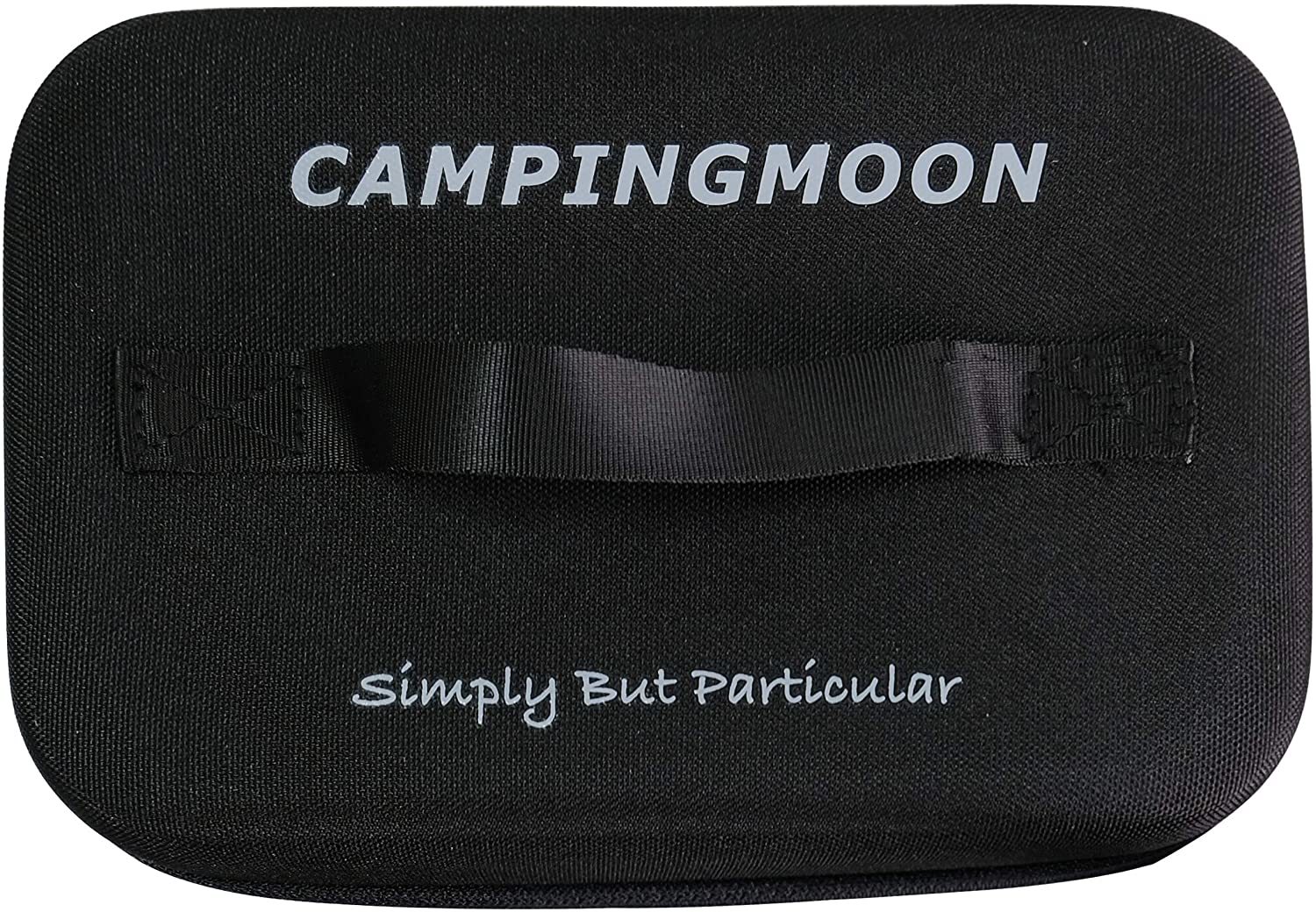 CAMPING MOON キャンピングムーン メスティンケース ラージサイズ トランギア ラージサイズケース S-2013-B キャンプギアケース アウトドアギアケース 送料無料 キャンピングムーン メスティンケース ラージサイズ トランギア ラージサイズケース キャンプギアケース アウトドアギアケース 送料無料 トランギア メスティン ラージ TR-209 ★CAMPING MOONのメスティンケースです。トランギアラージサイズとジャストフィットし挟みこんでいるので、移動時もしっかり保護。 メスティンをバックパックにしまうときに、ガス缶や缶詰や缶ビールなんかと干渉して傷つく可能性からメスティン本体を守ります。EVA素材使用の強度＆防水性に優れているメスティンケースです。★★商品特徴★EVA樹脂使用耐久性に優れたEVA樹脂でご飯を炊いた後の蒸らしや保温にもバッチリ！取っ手付き蓋には取っ手付きのため、持ち搬びにも便利です。シンプルでスタイリッシュなデザインなので、普段持ち歩くお弁当箱ケースとして活用しても可能です。使用する場面が色々メスティンケース以外にも使用用途があります。メスティンが固形燃料使用で汚れた時に使えます。パッキング時の緩衝材になります。収納用品としても活用できます。サイズ★使用寸法：約22.5cm×15.5×8.5cm★★材質：EVA★★適合：トランギア メスティン ラージ TR-209やその他★★注意★※ 収納ケースのみの販売です。収納ケースはにガス缶を入れている場合、直射日光のあたる場所で保管は絶対にしないください。※ 製品等の色は、ご使用になるモニターや、設定によって若干の違いが発生する場合があります。※ 製品改良のため予告なくデザイン・仕様を変更する場合があります。※ サイズ・重量などの数値には若干の個体差があります。★※注意 細部のデザインは製造ロットにより予告なしに若干変更になる場合がございます。 何卒ご了承願います。海外輸入品に付きスレ、キズ等がある場合がございます。ご了承ください！★★初期不良時はパッケージ・付属品などが全て揃っていない場合、交換対応いたしかねますので廃棄・紛失にご注意ください。 ... 保証サポートをする国内代理店が無い海外製品、国内市場向けに提供されていない海外メーカーの並行輸入品なども保証期間は到着後3日間です。必ずメールにて連絡を行ってください・到着後3日を超える物の交換・返品・修理など一切の対応をいたしかねます。★★必ず上記の点を御了承いただいた上でのご入札をお待ちしております★ 2