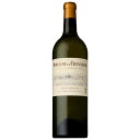 原語名: DOMAINE DE CHEVALIER BLANC ヴィンテージ :2017【随時要確認】 原産国名: フランス 産地名 :ボルドー 地域名: グラーヴ アペラシオン名: AOP ペサック レオニャン 生産者名 :ドメーヌ ド シュヴァリエ ブドウ品種: ソーヴィニヨン ブラン / セミヨン 味わい: 辛口 アルコール度数: 13.5% 格付け名・セカンド: クリュ クラッセ 栓の種類: コルク 飲み頃温度: 6°C〜12°C