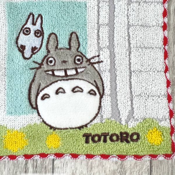 メール便OK ジブリ グッズ となりのトトロ ミニタオル 家の前のトトロ(2024) スタジオジブリ ギフト プチギフト 子供 ととろ totoro キャラクター かわいい ハンカチ たおる 入園・入学