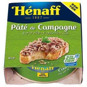 この商品には合成添加物が含まれています。詳しくは こちら で説明しておりますのでご一読下さい。 【Henaffポークパテ】 Henaffは1907年、フランスのブルターニュ地方に設立された、フランスのポークパテ・シェアNo.1を誇るリーディングメーカー。 遺伝子組み換えでない飼料で飼育されたブルターニュ産ポークのみを使用。 肉の食感を残した素朴な田舎風パテ。 ＜お召し上がり方＞ 調理済みなので、そのままサンドイッチに。ピクルスなどとも相性抜群です。 赤ワインに合います。 原材料 豚肝臓、豚脂肪、豚肉、卵白、玉ねぎ、 ポテトスターチ、香辛料、食塩、 アルマニャック、トマト、 発色剤(亜硝酸ナトリウム) 内容量 78g 原産国 フランス 保存方法 直射日光、高温多湿を避け、常温で保存。 カードOK1907年、フランスのブルターニュ地方に設立された、フランスのポークパテ・シェアNo.1を誇るリーディングメーカー。遺伝子組み換えでない飼料で飼育されたブルターニュ産ポークのみを使用したポークパテはブランドの顔的存在で、長年多くの人から愛されているベストセラーです。 豚肉加工品以外にも、アヒル（鴨）やイノシシ、ウサギなど、フランスらしい素材を伝統的なレシピで仕上げたテリーヌ、ムースがラインナップされています。ISO9002、JQA Japan(日本品質保証機構)、USDA(アメリカ農務省動物健康検査局)、HACCP管理のもとに生産が行われています。