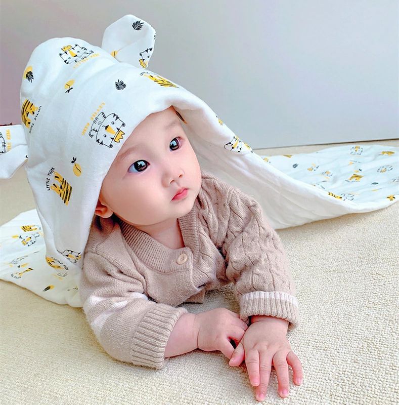 おくるみ布団 赤ちゃん かわいい ベビー 楽天海外通販 御包み オールシーズン ベビー寝袋 あったか 新生児用 中綿 抱っこ布団 暖かい 通気性 綿入れ 出産準備 帽子 フード付き おくるみ 表裏地綿100% ブランケット お出かけ 寝冷え防止 春秋用 出産祝い 保温 春夏用 防寒 3