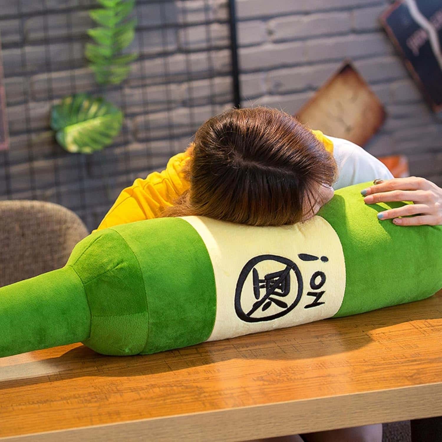 腰当て 安眠グッズ グリーン クッション 寝具 円柱形 横向き寝 疲れ解消 ロングま...