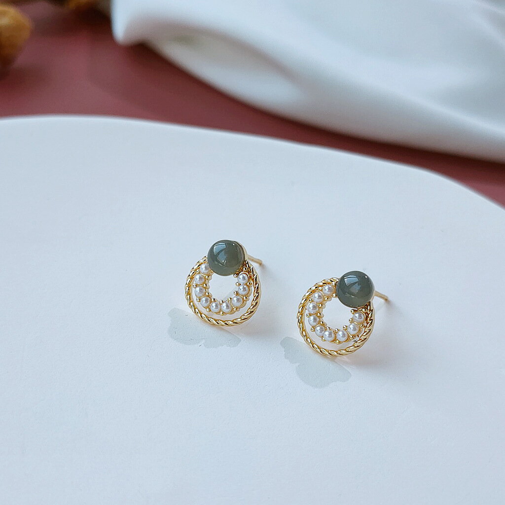 楽天ひまわりピアス　大人　オシャレ　レディース プレゼント　グリーン女性　アクセサリー 華やか　デート　送料無料　彼女　贈り物　エレガント　パーティー　s925シルバー　女の子　シンプル　キュート 上品　緑　デザインピアス　きれいめ　ジュエリー　ギフト　トレンド　人気