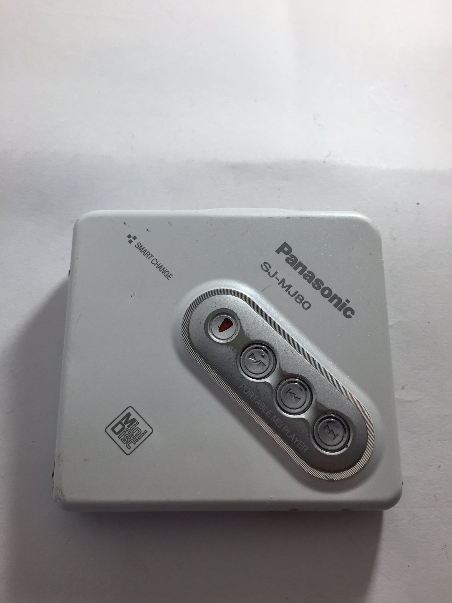 【中古】【非常に良い】Panasonic パナソニック MD WALKMAN MD ウォークマン ポータブルMD SJ-MJ80