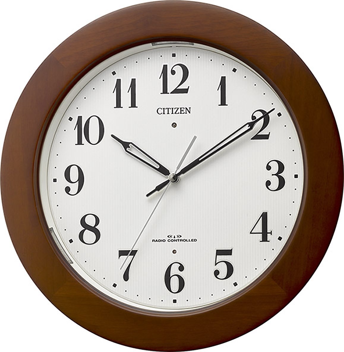 【中古】【非常に良い】リズム(RHYTHM) シチズン 掛け時計 電波時計 アナログ 暗所 ライト 自動 点灯 高輝度 LED 木 茶 φ33.0×5.1cm CITIZEN 4MYA35-006