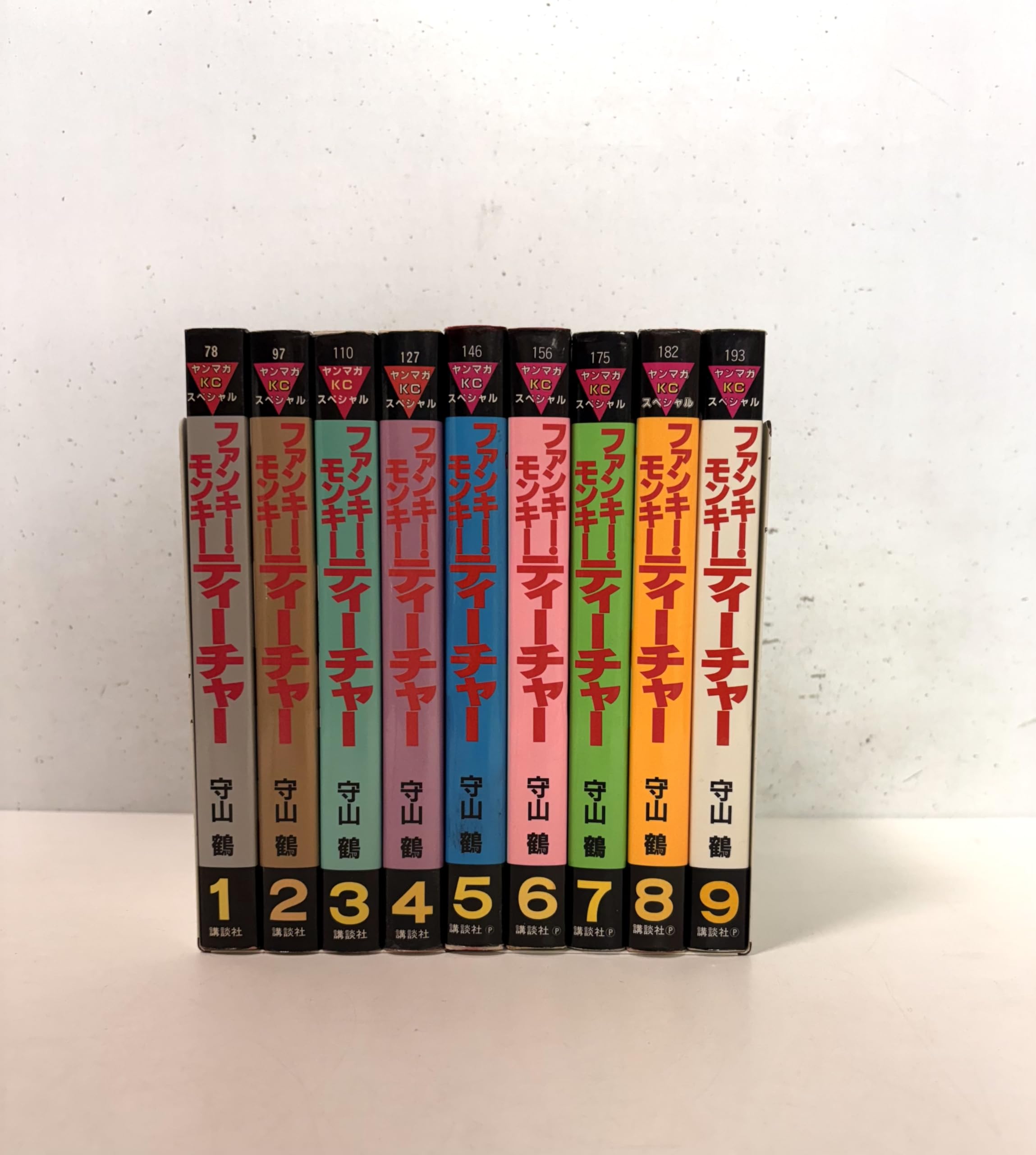 【メーカー名】講談社【メーカー型番】【ブランド名】【商品説明】ファンキーモンキーティーチャー 全9巻完結 [マーケットプレイスセット]・画像はイメージ写真ですので付属品など画像の通りではないこともございます。　付属品については商品タイトルに記載がない場合がありますので、　ご不明な場合はメッセージにてお問い合わせください。・当店ではレコード盤には商品タイトルに［レコード］と表記しております。　表記がない物はすべてCDですのでご注意ください。・当店では初期不良に限り、商品到着から7日間は返品を 受付けております。　お問い合わせ・メールにて不具合詳細をご連絡ください。・他モールとの併売品の為、完売の際はキャンセルご連絡させて頂きます。・中古品の商品タイトルに「限定」「初回」「保証」「DLコード」などの表記がありましても、　特典・付属品・帯・保証等は付いておりません。・電子辞書、コンパクトオーディオプレーヤー等のイヤホンは写真にありましても　衛生上、基本お付けしておりません。※未使用品は除く・品名に【import】【輸入】【北米】【海外】等の国内商品でないと把握できる表記商品について　国内のDVDプレイヤー、ゲーム機で稼働しない場合がございます。予めご了承の上、購入ください。・掲載と付属品が異なる場合は確認のご連絡をさせて頂きます。ご注文からお届けまで1、ご注文⇒ご注文は24時間受け付けております。2、注文確認⇒ご注文後、当店から注文確認メールを送信します。3、お届けまで3〜10営業日程度とお考えください。4、入金確認⇒前払い決済をご選択の場合、ご入金確認後、配送手配を致します。5、出荷⇒配送準備が整い次第、出荷致します。配送業者、追跡番号等の詳細をメール送信致します。6、到着⇒出荷後、1〜3日後に商品が到着します。　※離島、北海道、九州、沖縄は遅れる場合がございます。予めご了承下さい。・お電話でのお問合せは少人数で運営の為受け付けておりませんので、お問い合わせ・メールにてお願い致します。★お客様都合によるご注文後のキャンセル・返品は　お受けしておりませんのでご了承ください。