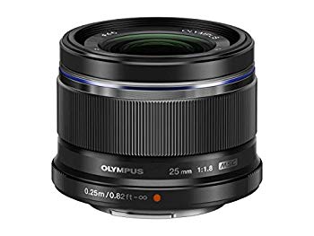【中古 良品】OLYMPUS M.ZUIKO DIGITAL 25mm F1.8 ブラック マイクロフォーサーズ用 単焦点レンズ【メーカー名】オリンパス【メーカー型番】V311060BW000【ブランド名】オリンパス【商品説明】OLYMPUS M.ZUIKO DIGITAL 25mm F1.8 ブラック マイクロフォーサーズ用 単焦点レンズES-M1728当店では初期不良に限り、商品到着から7日間は返品を 受付けております。・万が一、品切れの場合は2週間程度でお届け致します。ご注文からお届けまで1、ご注文⇒ご注文は24時間受け付けております。2、注文確認⇒ご注文後、当店から注文確認メールを送信します。3、在庫確認⇒国内在庫：3〜5日程度でお届け。　海外在庫：2週間程度でお届け。""　※中古品は受注後に、再メンテナンス、梱包しますので　お届けまで3日〜7日程度とお考え下さい。""　※在庫切れの場合はご連絡させて頂きます。4、入金確認⇒前払い決済をご選択の場合、ご入金確認後、配送手配を致します。5、出荷⇒配送準備が整い次第、出荷致します。配送業者、追跡番号等の詳細をメール送信致します。6、到着⇒出荷後、1〜3日後に商品が到着します。　※離島、北海道、九州、沖縄は遅れる場合がございます。予めご了承下さい。