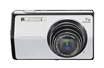 【状態　非常に良い】【中古品】OLYMPUS デジタルカメラ μ-7000 (ミュー) シルバー μ-7000SLV【メーカー名】オリンパス【メーカー型番】μ7000(SLV)【ブランド名】オリンパス【商品説明】OLYMPUS デジタルカメラ μ-7000 (ミュー) シルバー μ-7000SLV●μ-7000 シルバー●OLYMPUS当店では初期不良に限り、商品到着から7日間は返品を 受付けております。・万が一、品切れの場合は2週間程度でお届け致します。ご注文からお届けまで1、ご注文⇒ご注文は24時間受け付けております。2、注文確認⇒ご注文後、当店から注文確認メールを送信します。3、在庫確認⇒国内在庫：3〜5日程度でお届け。　海外在庫：2週間程度でお届け。""　※中古品は受注後に、再メンテナンス、梱包しますので　お届けまで3日〜7日程度とお考え下さい。""　※在庫切れの場合はご連絡させて頂きます。4、入金確認⇒前払い決済をご選択の場合、ご入金確認後、配送手配を致します。5、出荷⇒配送準備が整い次第、出荷致します。配送業者、追跡番号等の詳細をメール送信致します。6、到着⇒出荷後、1〜3日後に商品が到着します。　※離島、北海道、九州、沖縄は遅れる場合がございます。予めご了承下さい。ご来店ありがとうございます。