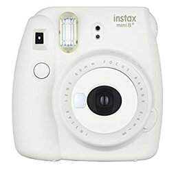 【中古】FUJIFILM インスタントカメラ チェキ instax mini8プラス 接写レンズ・純正ハンドストラップ付き バニラ INS MINI 8P VANILLA w17b8b5