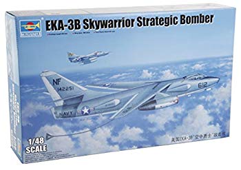 【中古】トランペッター 1/48 EKA-3B スカイウォーリアー プラモデル w17b8b5