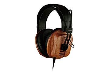 (中古品)FOSTEX ヘッドホン T60RP【メーカー名】FOSTEX【メーカー型番】T60RP【ブランド名】FOSTEX【商品説明】FOSTEX ヘッドホン T60RP付属品 : φ3.5mm(4極)-φ3.5mm(3極)ステレオフォーン・ケーブル(1.5m)×1、φ3.5mm→φ6.3mmステレオフォーン変換コネクタ×1、専用ポーチ×1、ステッカー×1再生周波数帯域 : 15〜35,000Hzインピーダンス : 50Ω感度 : 92dB/mW最大入力 : 3,000mW当店では初期不良に限り、商品到着から7日間は返品を 受付けております。品切れの場合は2週間程度でお届け致します。ご注文からお届けまで1、ご注文⇒24時間受け付けております。2、注文確認⇒当店から注文確認メールを送信します。3、在庫確認⇒中古品は受注後に、再メンテナンス、梱包しますので　お届けまで3日〜10日程度とお考え下さい。4、入金確認⇒前払い決済をご選択の場合、ご入金確認後、配送手配を致します。5、出荷⇒配送準備が整い次第、出荷致します。配送業者、追跡番号等の詳細をメール送信致します。6、到着⇒出荷後、1〜3日後に商品が到着します。当店はリサイクル専門店につき一般のお客様から買取しました中古扱い品です。