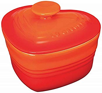 ルクルーゼ ラムカン ダムール S 蓋付 オレンジ 910031-10 【旧モデル】【メーカー名】ル・クルーゼ(Le Creuset)【メーカー型番】910031-10-09【ブランド名】ル・クルーゼ(Le Creuset)【商品説明】ルクルーゼ ラムカン ダムール S 蓋付 オレンジ 910031-10 【旧モデル】お届け：到着まで3日〜10日程度とお考え下さい。当店では初期不良に限り、商品到着から7日間は返品を 受付けております。品切れの場合は2週間程度でお届け致します。ご注文からお届けまで1、ご注文⇒24時間受け付けております。2、注文確認⇒当店から注文確認メールを送信します。3、在庫確認⇒中古品は受注後に、再メンテナンス、梱包しますので　お届けまで3日〜10日程度とお考え下さい。4、入金確認⇒前払い決済をご選択の場合、ご入金確認後、配送手配を致します。5、出荷⇒配送準備が整い次第、出荷致します。配送業者、追跡番号等の詳細をメール送信致します。6、到着⇒出荷後、1〜3日後に商品が到着します。当店はリサイクル専門店につき一般のお客様から買取しました中古扱い品です。